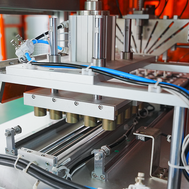 Mesin Pemuatan dan Penyaluran Kuali Aluminium Kosmetik Automatik Sepenuhnya